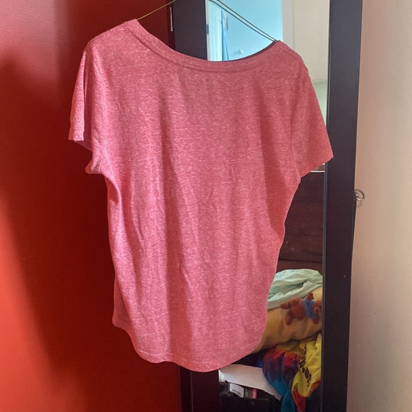 Roots tshirt - Picture 2 of 2